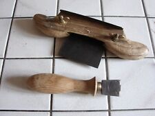  lot de deux OUTILS ANCIENS