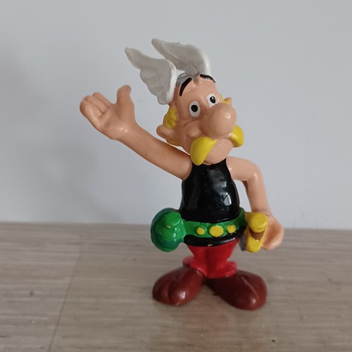 Rare figurine astérix - astÉrix,