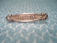 Broche de Bébé Ancienne en Argent - Décor de trèfle