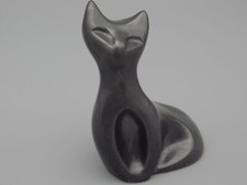 Chat gris en céramique