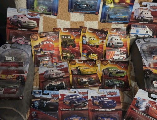 Pixar cars lot unopened - pixar, 20
