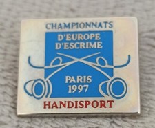 Pins Handisport Championnat d'Europe Escrime 1997. Arthus Bertrand Paris 