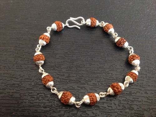 Bracelet perles rudraksha - en,