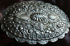 Miroir de mariée turc en feuille d' argent massif repoussé à décor floral