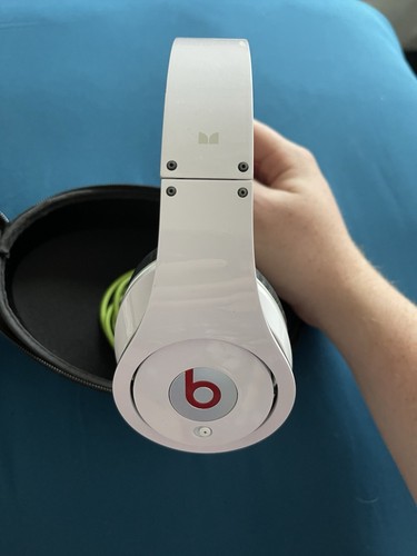 Monster beats dre - dr, studio
