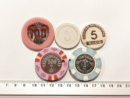 Lot jetons casino ref26052j - 5,