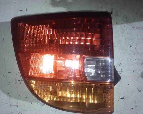 Feu arrière gauche toyota - feu,