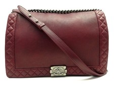 SAC A MAIN CHANEL BOY MAXI JUMBO CUIR BORDEAUX BANDOULIERE HAND BAG PURSE 10000€