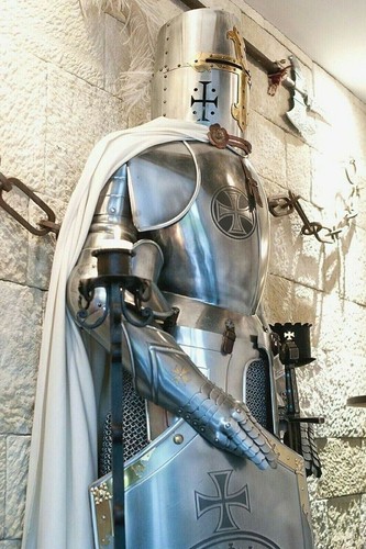 Chevalier acier médiéval - acier,