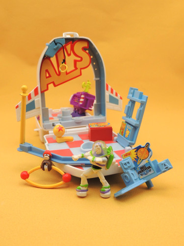 Polly pocket toy - -, story