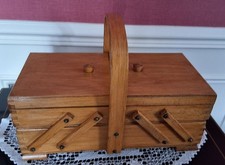 Ancienne Travailleuse Boîte à Couture en Bois de Hêtre Années 50/60