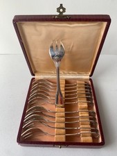 12 Fourchettes à Huitre  Métal Argenté SFAM - Modèle Coquille - Parfait état