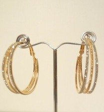 BOUCLES D'OREILLES RONDE DORE