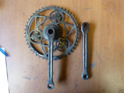 Ancien vélo pédalier - ancien,