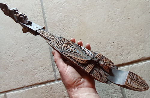 Luth hasapi bois sculpté - luth,
