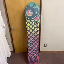 Snowboard Burton Fish 150 avec fixations Malavita Japan Koi Graphic Powder Board