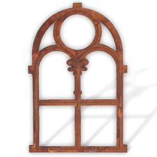 Fenêtre ornementale de grange
