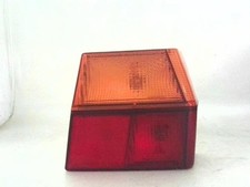 Feu arriere principal droit