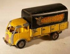 dinky F 25JJ camion Ford
