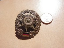insigne  de beret armée  allemande     ( ref 300  )
