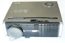 ACER PH530 vidéoprojecteur DLP HD 720p