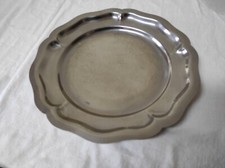 Plat de service rond en inox  28 cm de diamètre