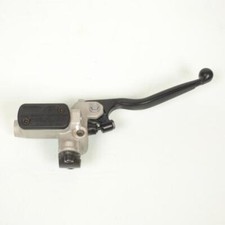 Maître cylindre frein avant