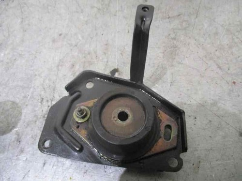 Support moteur gauche - support,