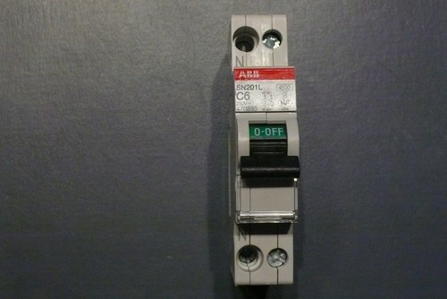 Disjoncteur modulaire - ,