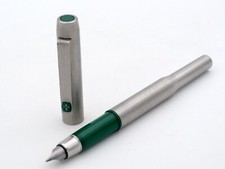 STYLO PLUME ANCIEN - FOUNTAIN PEN - PARKER 25 - ENGLAND - #P32