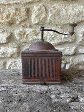 Moulin à Café Ancien en Fer