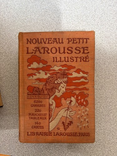 Vintage nouveau petit larousse - vintage,
