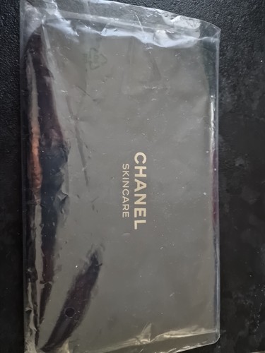 Trousse toilette noire - de,