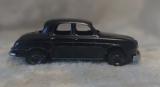 Voiture miniatures 1 /87 e Renault Dauphine noir Cadum Pax