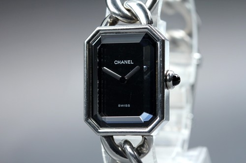 Presque comme neuve montre - *presque,