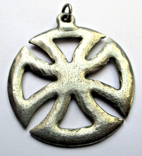 Ancien pendentif celtique