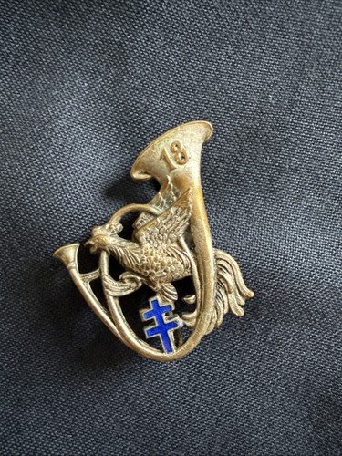Insigne militaire éme - 18,
