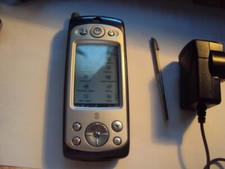 RETRO RARE ORIGINAL MOTOROLA A920 VERROUILLÉ À TROIS MOBILES UK 2G,3G,4G,5G SIM