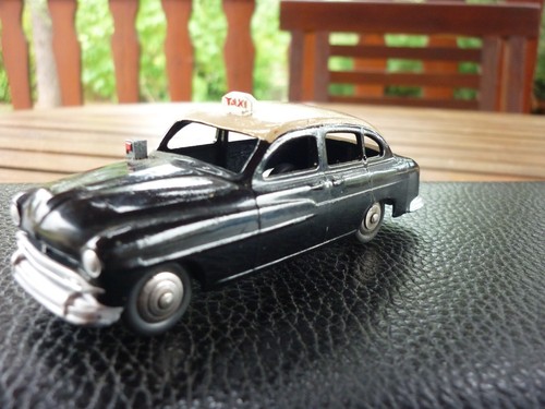 Dinky toys france - 24xt., ford