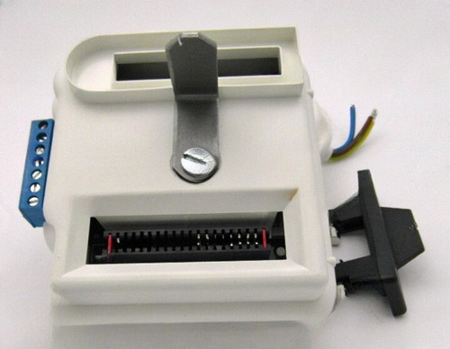 Bornier avc fusibles elm - t7,