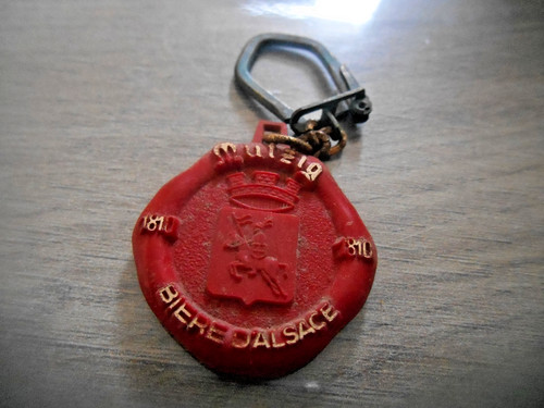 Porte cle ancien alcool - porte,