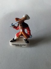 Fève Disney Capitaine Crochet 