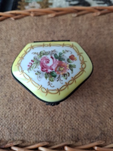 Boite porcelaine ancienne - boite,