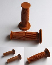 PAIRE DE REVETEMENTS DE GUIDON