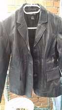 BELLE VESTE / BLOUSON ( 38 ) CUIR (+de 120 euros )