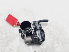 RF7J136B0D corps de papillon