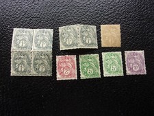 FRANCE - 11 timbres (type blanc) n** MNH (A70)