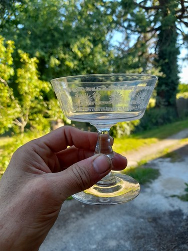 Anciennes coupes à - 9,
