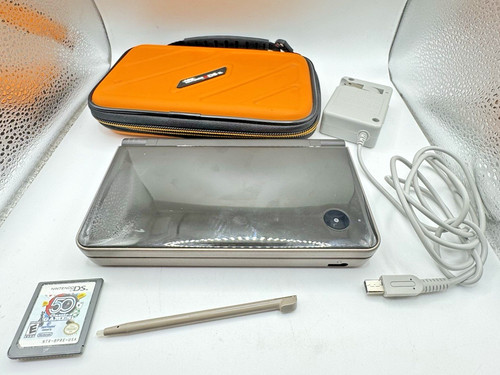 Nintendo dsi handheld game - nintendo, xl