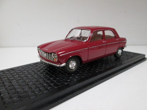 Peugeot 204 berline bordeaux - peugeot,
